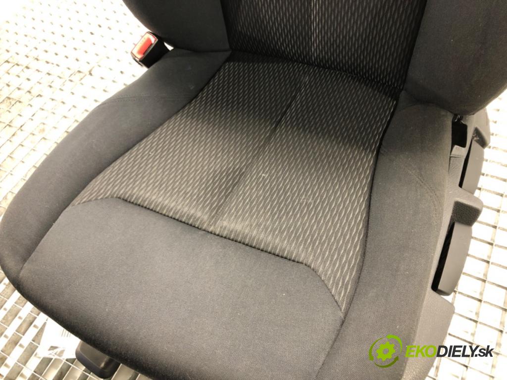 BMW 3 Touring (F31) 2012 - 2019    316 d 85 kW [116 KM] olej napędowy 2012 - 2019  Sedadlo ľavy predný