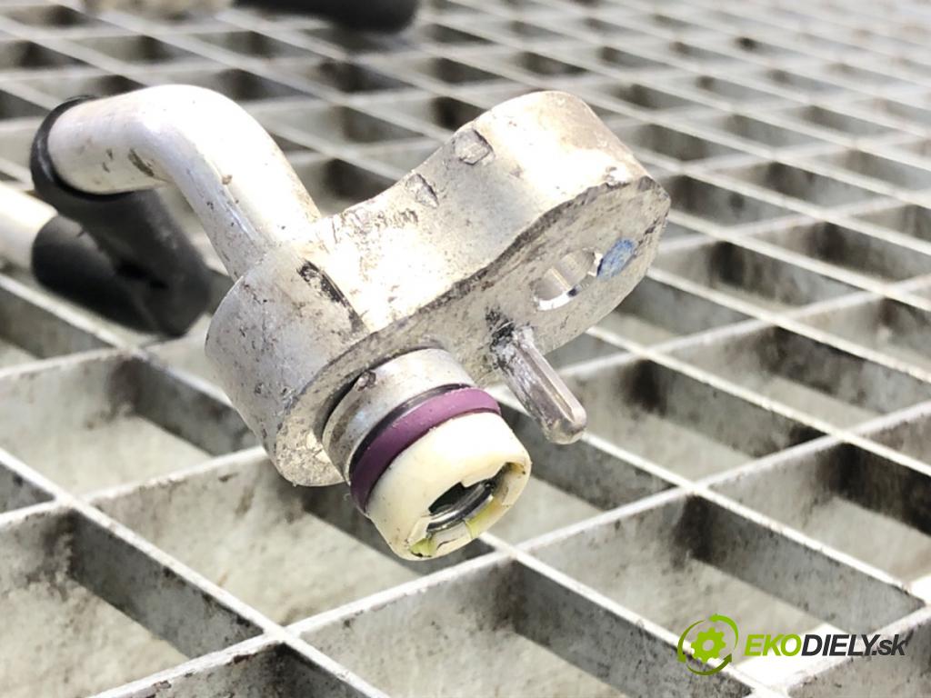 BMW 3 Touring (F31) 2012 - 2019    316 d 85 kW [116 KM] olej napędowy 2012 - 2019  rúrka klimatizácie 9212236 (Rúrky klimatizácie)