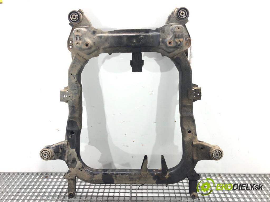 OPEL SIGNUM liftback (Z03) 2003 - 2008    3.0 V6 CDTI (F48) 130 kW [177 KM] olej napędowy 20  výztuha pod motor  (Výztuhy přední)