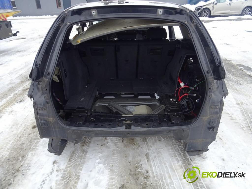 BMW 3 Touring (F31) 2012 - 2019    316 d 85 kW [116 KM] olej napędowy 2012 - 2019  KAROSERIA ČTVRŤÁK blatník zadní část levý pravý střecha POŠTY: prahy