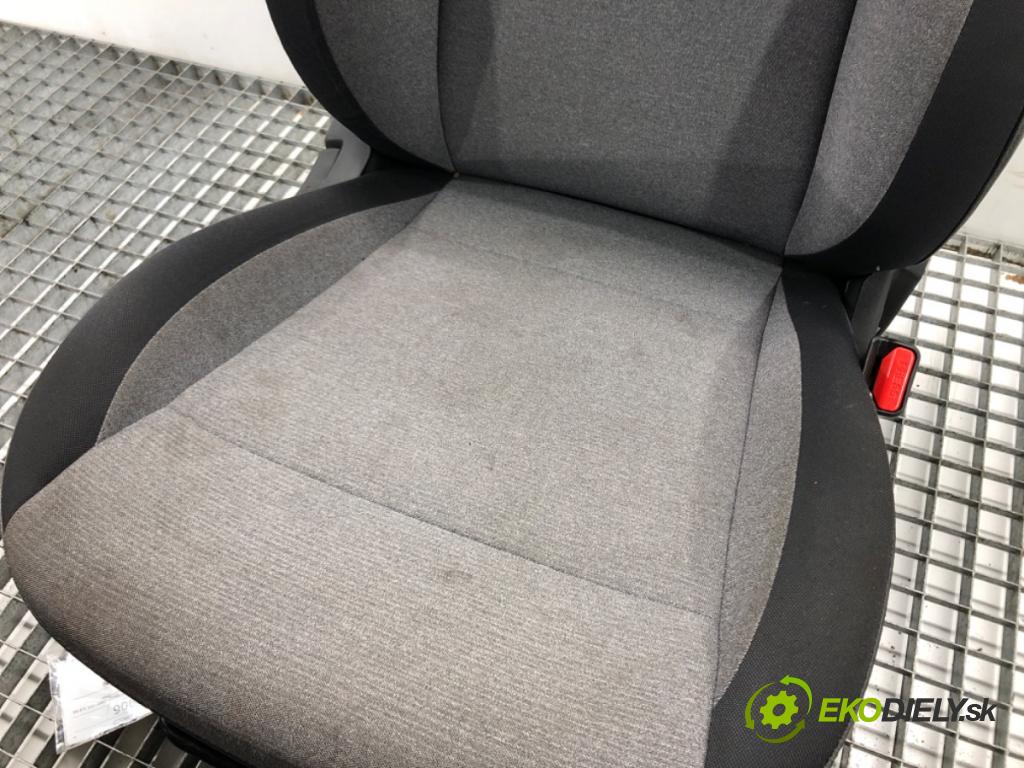 HYUNDAI i20 II (GB, IB) 2014 - 2022    1.2 62 kW [84 KM] benzyna 2014 - 2022  Sedadlo pravy predný