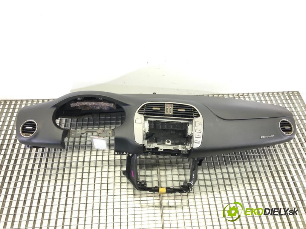 FIAT BRAVO II (198_) 2006 - 2022    1.9 D Multijet (198AXB1A) 88 kW [120 KM] olej napę  Palubná doska  (Palubné dosky)