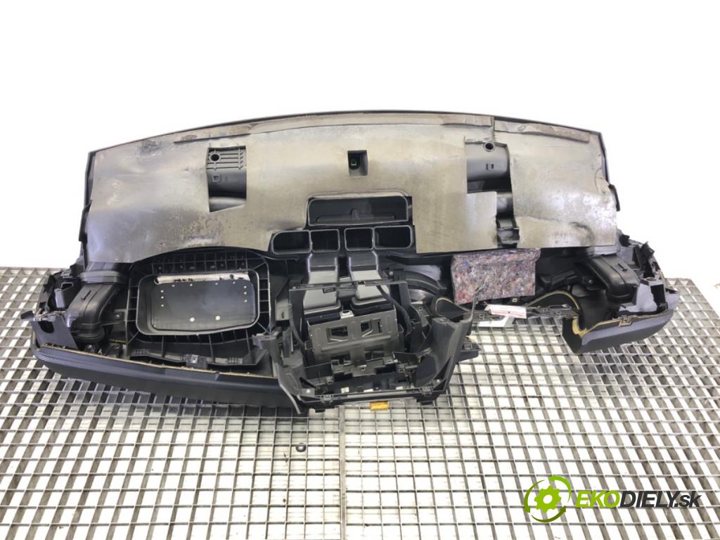 FIAT BRAVO II (198_) 2006 - 2022    1.9 D Multijet (198AXB1A) 88 kW [120 KM] olej napę  palubní doska  (Palubní desky)