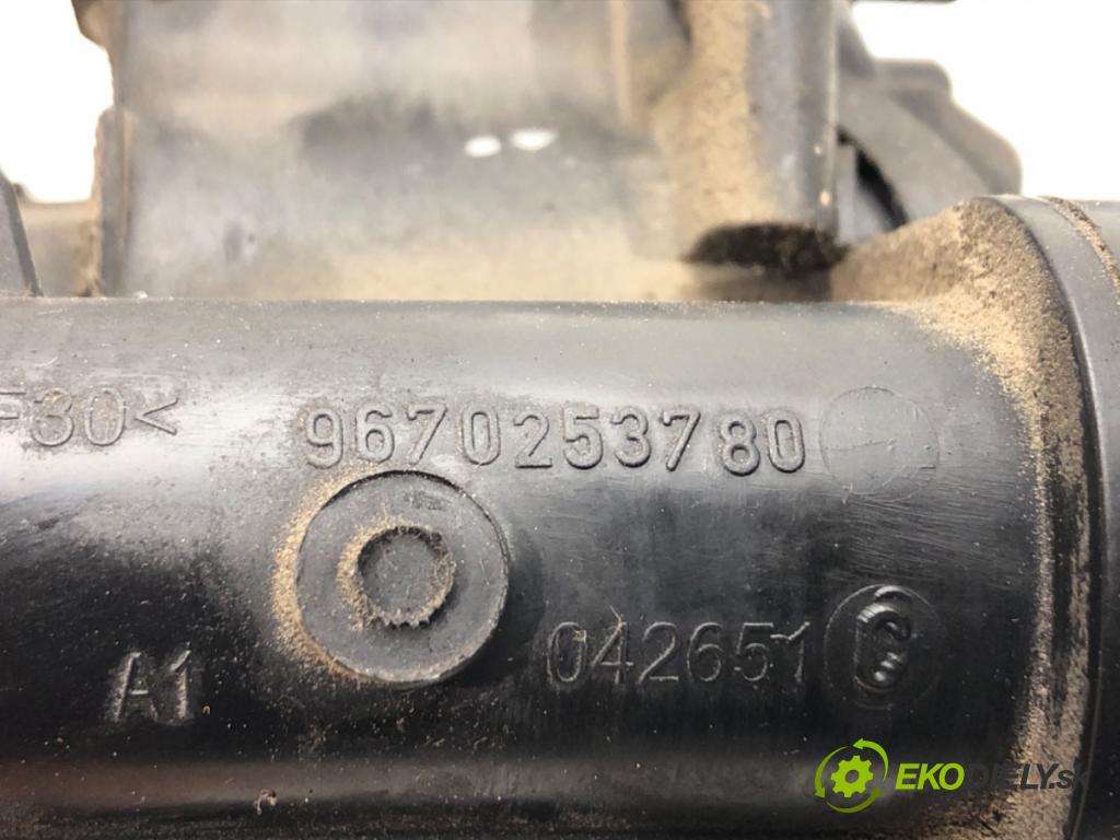 PEUGEOT 3008 nadwozie wielkoprzestrzenne (MPV) (0U_) 2009 - 2017    1.6 HDi 80 kW [109 KM] olej napędowy 2009 - 2016  obal termostatu 9670253780 (Termostaty)