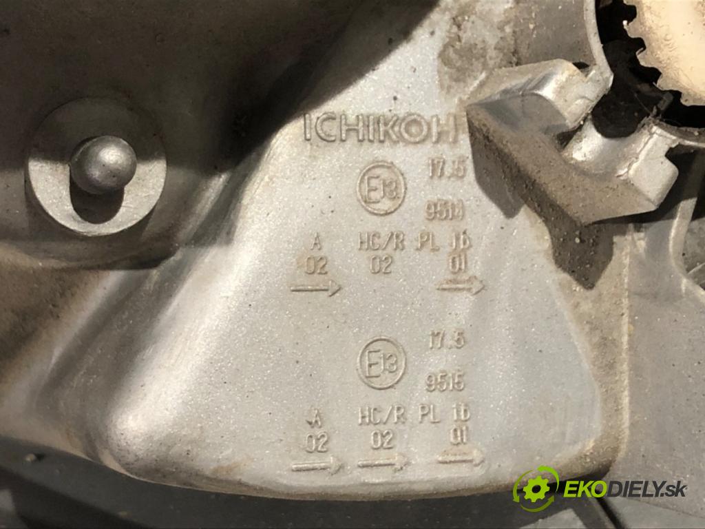 TOYOTA YARIS (_P1_) 1999 - 2005    1.0 (SCP10_) 50 kW [68 KM] benzyna 1999 - 2005  Svetlomet ľavy predný