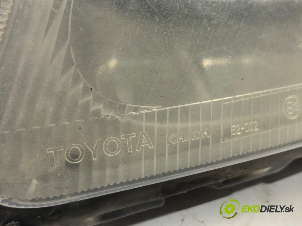 TOYOTA YARIS (_P1_) 1999 - 2005    1.0 (SCP10_) 50 kW [68 KM] benzyna 1999 - 2005  Svetlomet ľavy predný