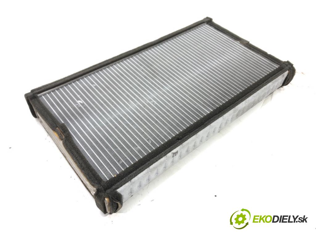 AUDI A6 C7 (4G2, 4GC) 2010 - 2018    3.0 TDI quattro 240 kW [326 KM] olej napędowy 2014  Výhrevné teleso, radiátor kúrenia  (Radiátory kúrenia)