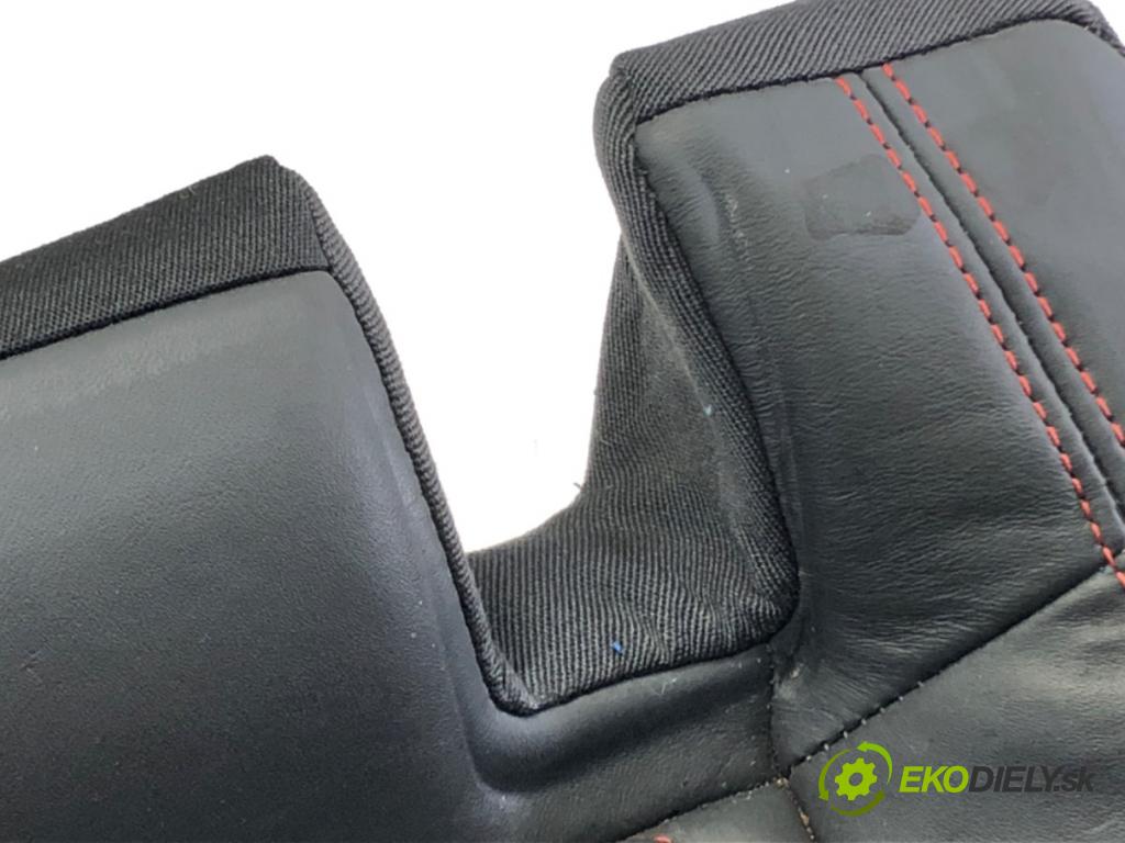 AUDI A6 C7 (4G2, 4GC) 2010 - 2018 kvalita C do ŠITIE: SEDADLÁ: sedačky motor 3.0TDI 240kW: ( 326KM ) VIN: WAUZZZ4G4GN085962 sedan 4D
Prevodovka automatická farba Kovový: black rok rok vyr. 2015
obdobie rok vyr. 2010-2018
