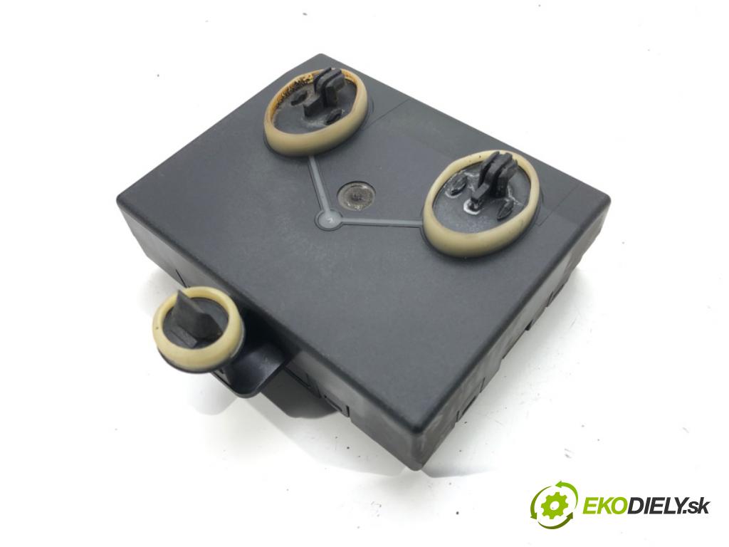 AUDI A6 C7 sedan 2015 240 kW 3.0 TDI quattro 2967 Modul Dvere predný ľavy 4G8959793H