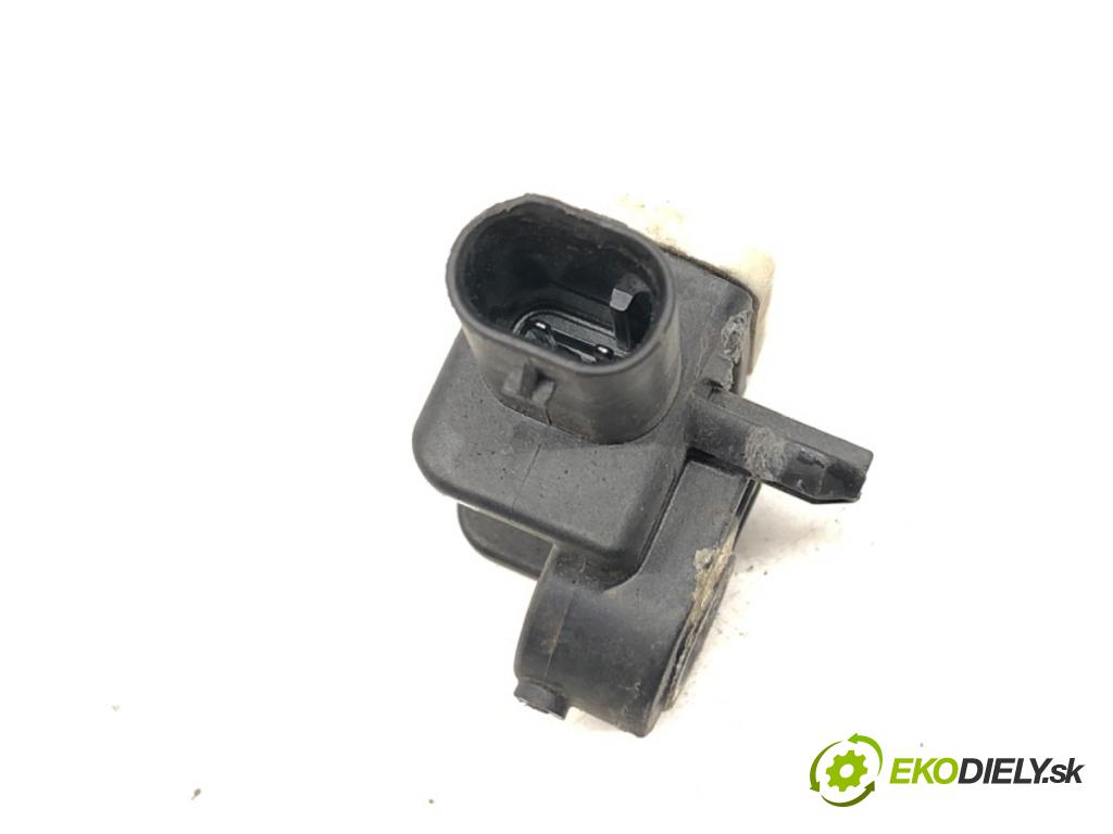 AUDI A6 C7 (4G2, 4GC) 2010 - 2018    3.0 TDI quattro 240 kW [326 KM] olej napędowy 2014  Snímač nárazu 4H0959651A (Snímače nárazu)