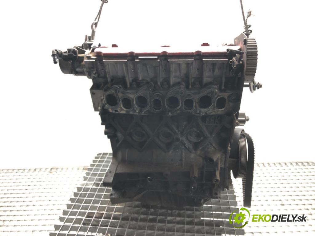 VOLVO V40 Kombi (645) 1995 - 2004    1.9 DI 75 kW [102 KM] olej napędowy 2000 - 2004  Motor F9Q D4192T4 (Motory (kompletné))