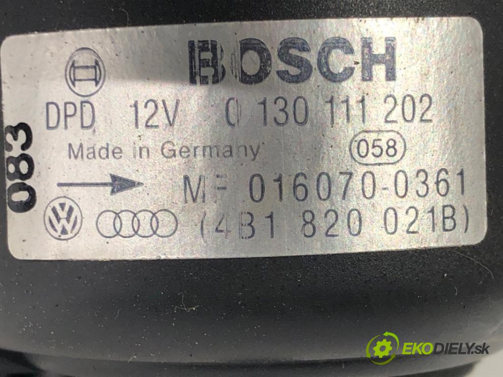 AUDI A6 C5 Avant (4B5) 1997 - 2005    2.5 TDI quattro 132 kW [180 KM] olej napędowy 2000  ventilátor kúrenia 4B1820021B
