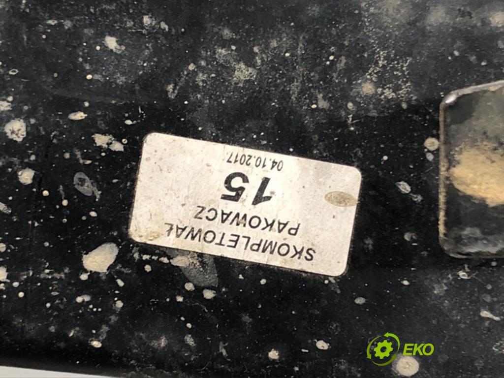 AUDI A6 C5 Avant (4B5) 1997 - 2005    2.5 TDI quattro 132 kW [180 KM] olej napędowy 2000  Hák tažné zařízení