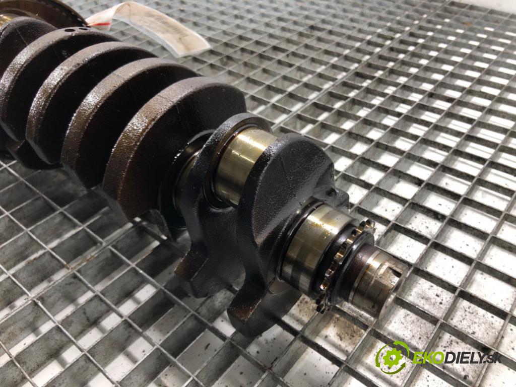 AUDI A6 C5 (4B2) 1997 - 2005    1.8 T 110 kW [150 KM] benzyna 1997 - 2005  Kardaň, hriadeľ KLIKA: AWT (Ostatné)