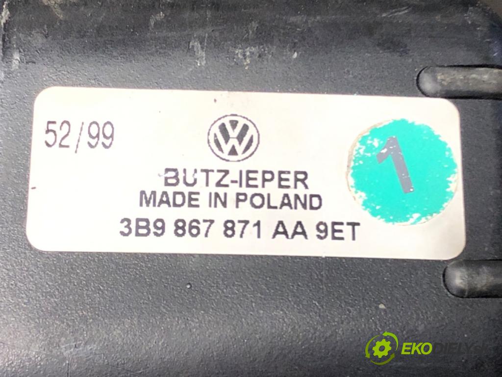 VW PASSAT B5.5 Variant (3B6) 2000 - 2005    ---  Roleta  (Rolety kufru)