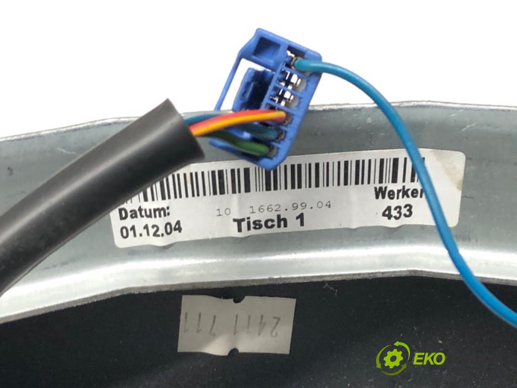 TOYOTA YARIS (_P1_) 1999 - 2005    1.0 (SCP10_) 48 kW [65 KM] benzyna 2003 - 2005  Volant  (Volanty)