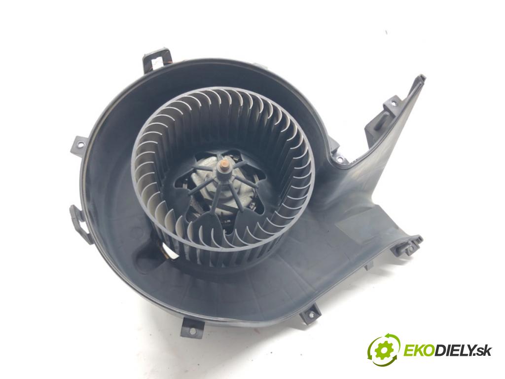 OPEL SIGNUM liftback (Z03) 2003 - 2008    1.9 CDTI (F48) 110 kW [150 KM] olej napędowy 2004   ventilátor kúrenia 985852T