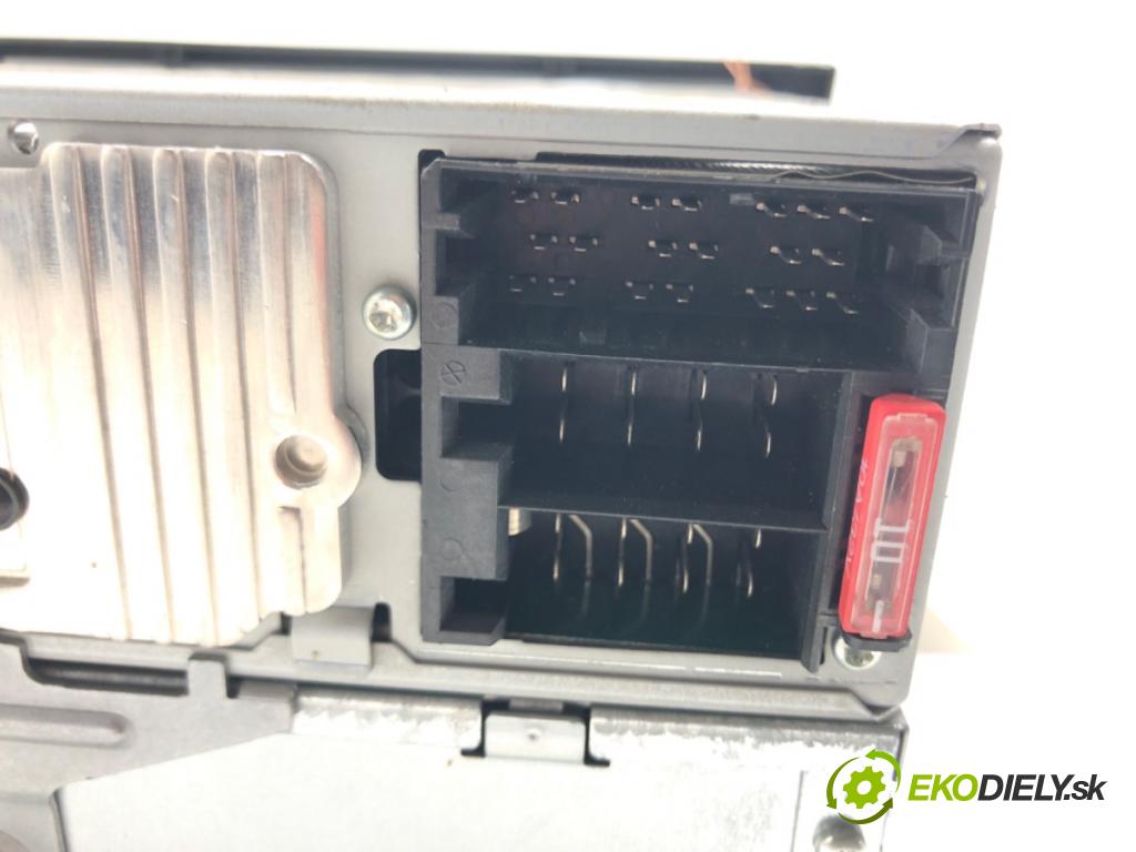 OPEL SIGNUM liftback (Z03) 2003 - 2008    1.9 CDTI (F48) 110 kW [150 KM] olej napędowy 2004   RADIO 13138249 (Audio zariadenia)