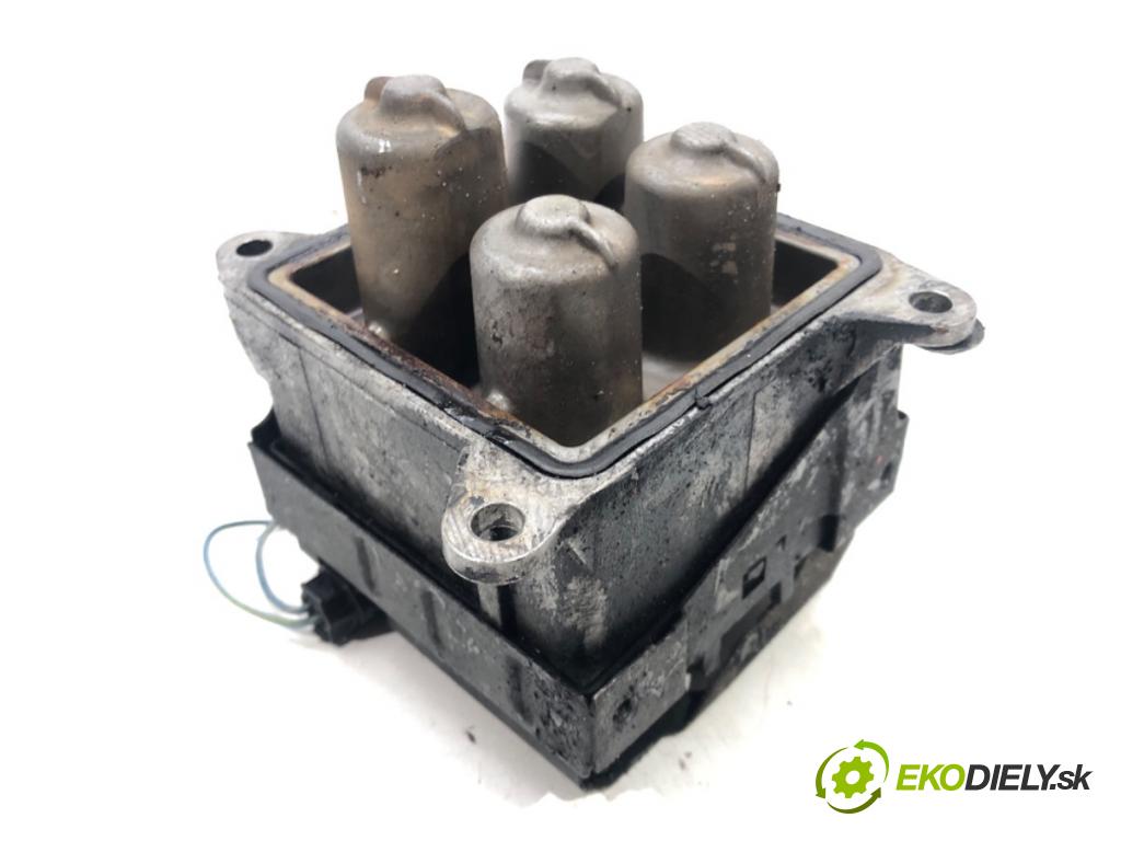 MERCEDES-BENZ KLASA C (W203) 2000 - 2007    C 220 CDI (203.006) 105 kW [143 KM] olej napędowy   vody A2031500154 (Ohřívání, ventilace)