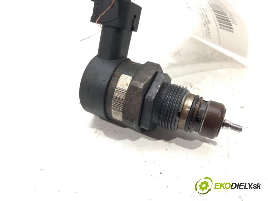 FIAT GRANDE PUNTO (199_) 2005 - 2022    1.3 D Multijet (199.AXD11, 199.AXD1A, 199.AXD1B,..  Snímač tlaku paliva 281002507 (Snímače)