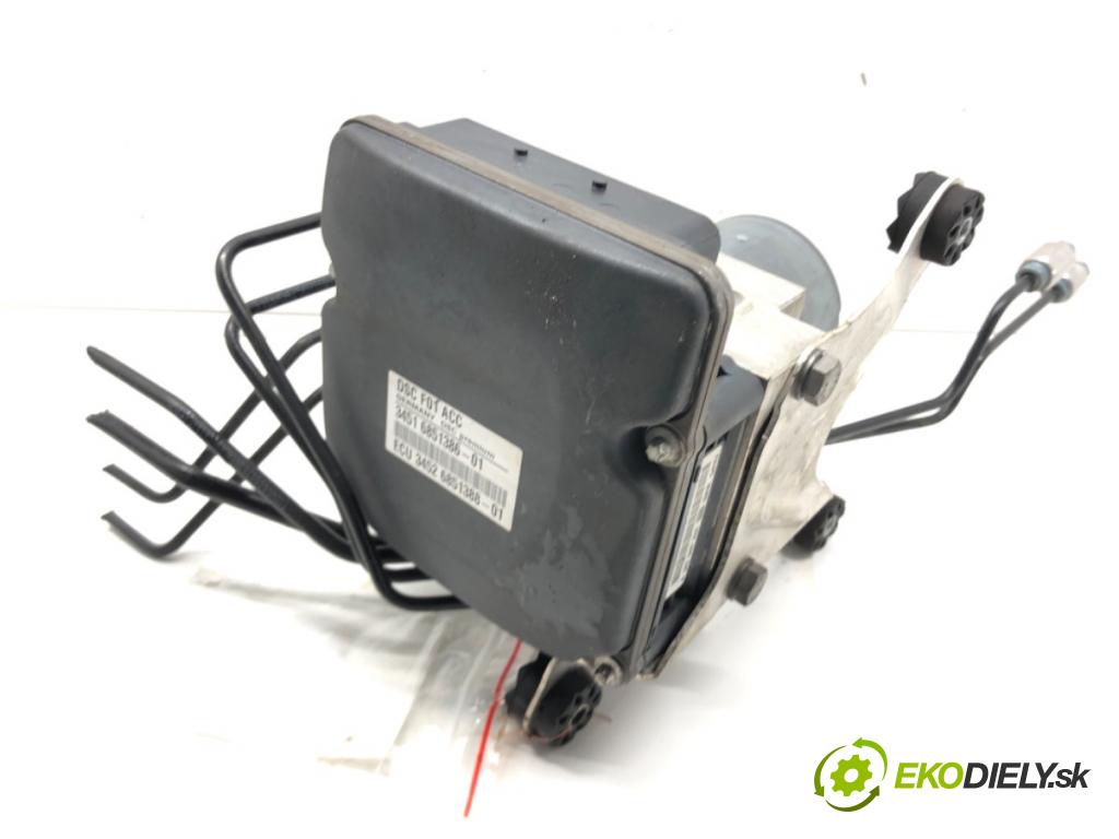 BMW F01 sedan 2012 300 kW 750 i, Li 4395 pumpa ABS 6851386 0265960425 (Pumpa ABS)