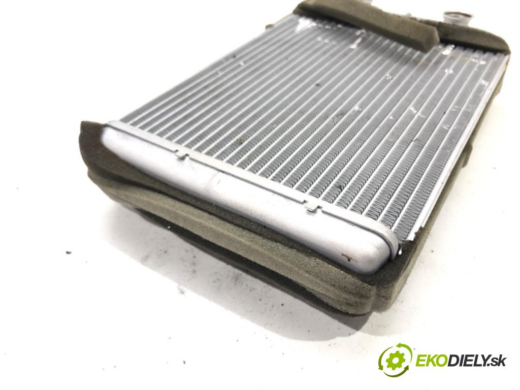 FIAT BRAVO II (198_) 2006 - 2022    1.4 T-Jet (198AXG1B) 88 kW [120 KM] benzyna 2007 -  Výhrevné teleso, radiátor kúrenia  (Radiátory kúrenia)