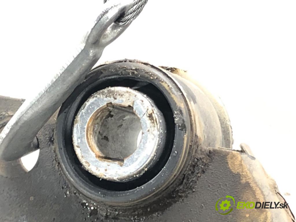 VOLVO S60 II (134) 2010 - 2018    T5 177 kW [240 KM] benzyna 2010 - 2014  výztuha pod motor  (Výztuhy přední)