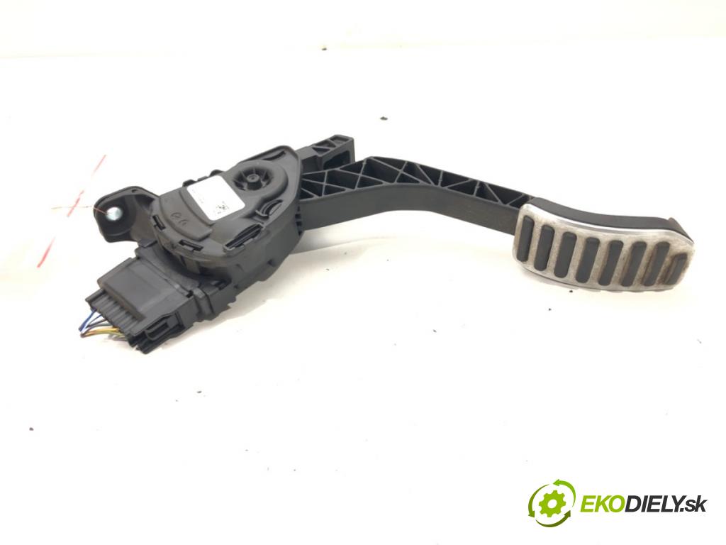 VOLVO S60 II (134) 2010 - 2018    T5 177 kW [240 KM] benzyna 2010 - 2014  Potenciometer plynového pedálu 31329373 (Pedále)