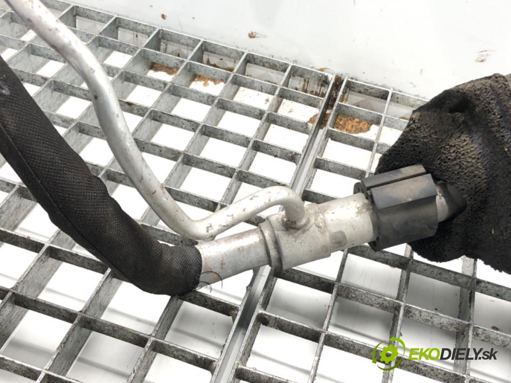 VOLVO S60 II (134) 2010 - 2018    T5 177 kW [240 KM] benzyna 2010 - 2014  rúrka klimatizácie 30733781 (Rúrky klimatizácie)