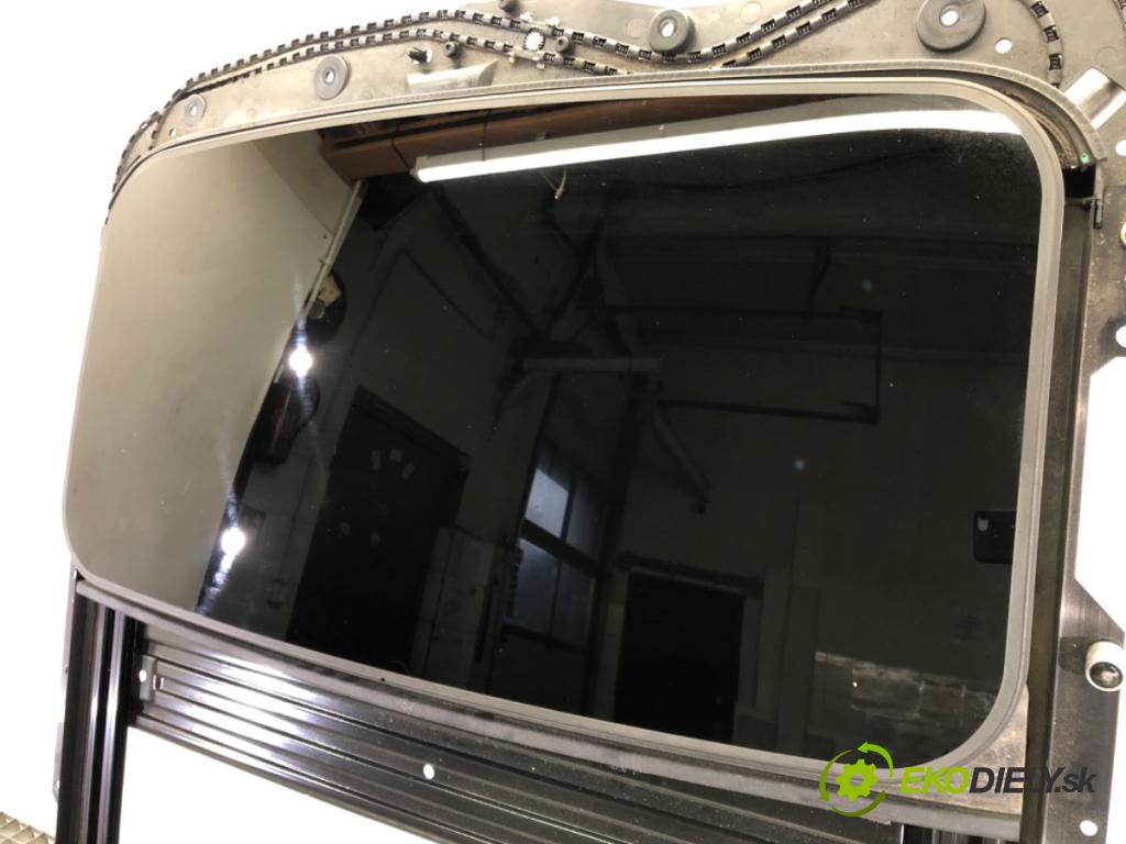 VOLVO S60 II (134) 2010 - 2018    T5 177 kW [240 KM] benzyna 2010 - 2014  střešní okno 3043500 (Okna karoserie)