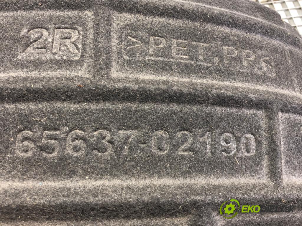 TOYOTA COROLLA sedan (_E21_) 2019 - 2022    1.6 VVTi Flexfuel (ZRE210_) 92 kW [125 KM] Benzyna  podblatník zadní část pravé 65637-02190