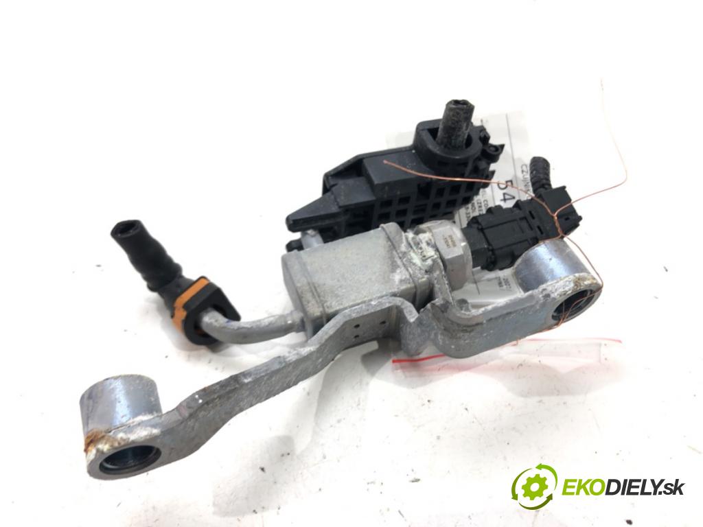 TOYOTA COROLLA sedan (_E21_) 2019 - 2022    1.6 VVTi Flexfuel (ZRE210_) 92 kW [125 KM] Benzyna  Snímač tlaku paliva 89458-33041 (Snímače)