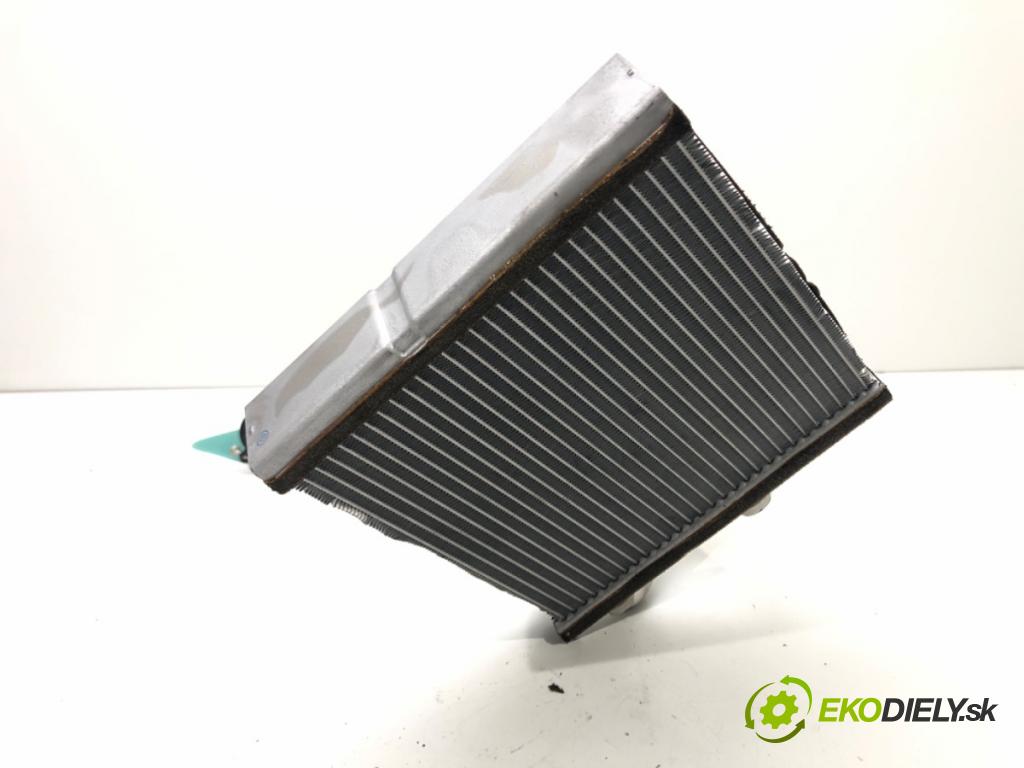 HONDA CIVIC VIII Hatchback (FN, FK) 2005 - 2022    1.4 (FK1) 61 kW [83 KM] benzyna 2005 - 2022  Výhrevné teleso, radiátor kúrenia  (Radiátory kúrenia)