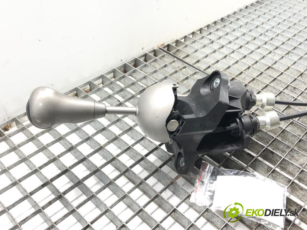 HONDA CIVIC VIII Hatchback (FN, FK) 2005 - 2022    1.4 (FK1) 61 kW [83 KM] benzyna 2005 - 2022  Kulisa  (Rýchlostné páky / kulisy)