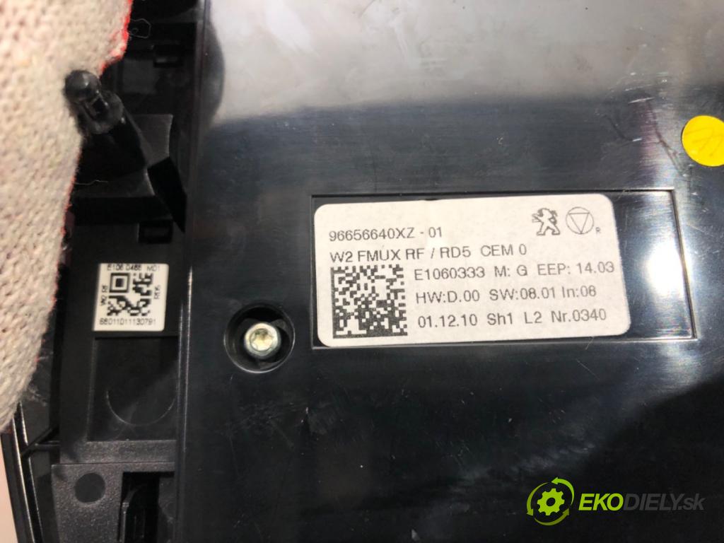 PEUGEOT 508 I (8D_) 2010 - 2018    1.6 HDi 82 kW [112 KM] olej napędowy 2010 - 2018  Panel ovládania kúrenia 96656640XZ (Prepínače, spínače, tlačidlá a ovládače kúrenia)