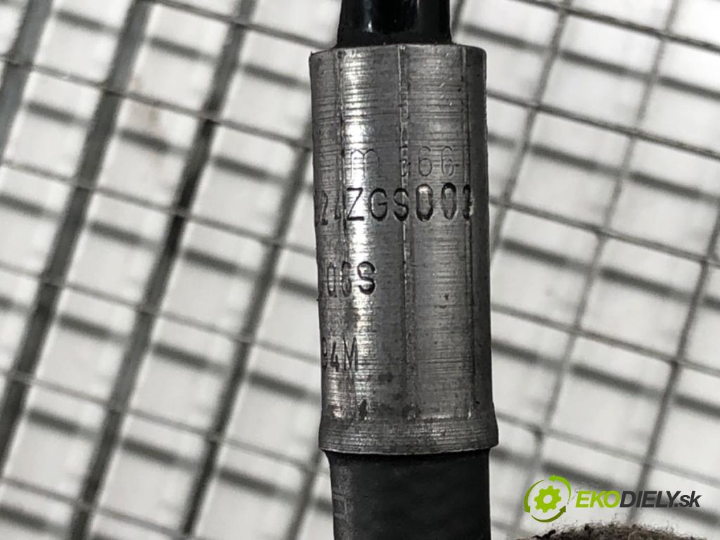 MERCEDES-BENZ KLASA M (W164) 2005 - 2012    ML 420 CDI 4-matic (164.128) 225 kW [306 KM] olej   hadica servočerpadlo  (Rúrky, hadice servočerpadla)