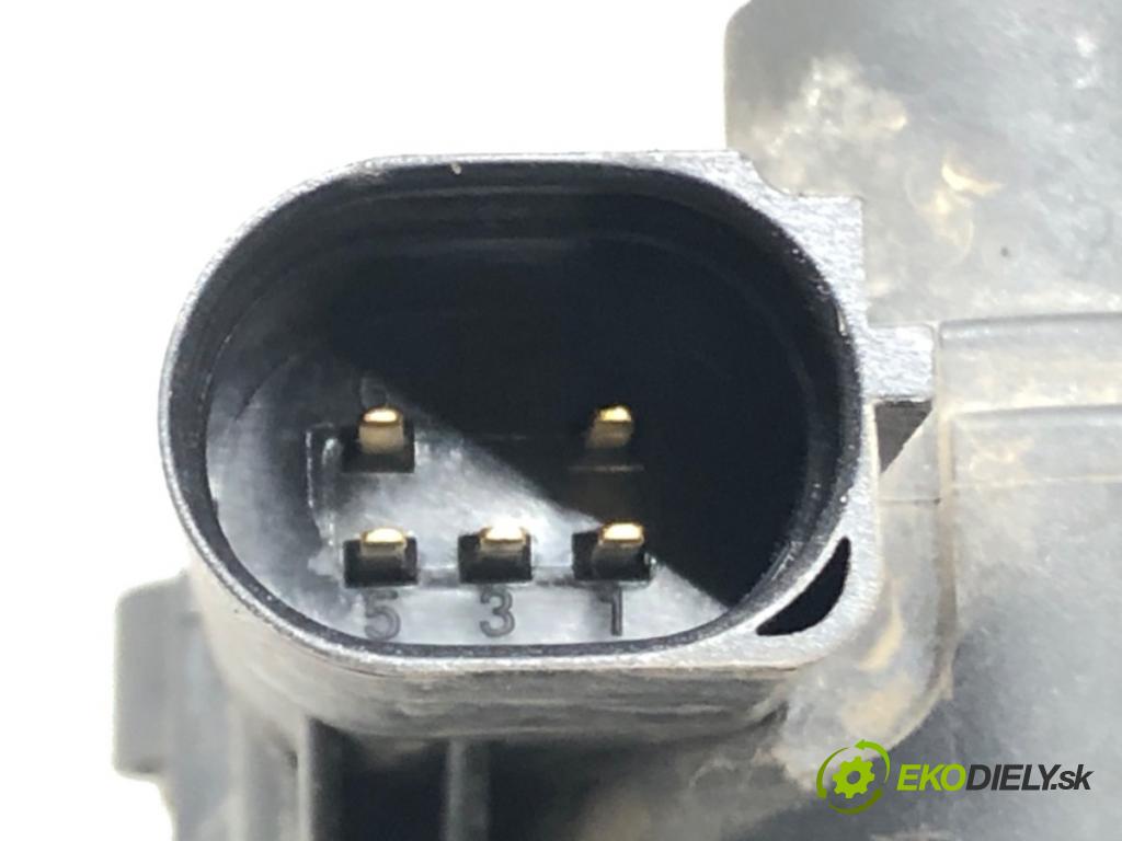 DACIA DUSTER (HS_) 2010 - 2018    1.5 dCi (HSMC) 79 kW [107 KM] olej napędowy 2010 -  Chladič spalín EGR 8200912059 70036814