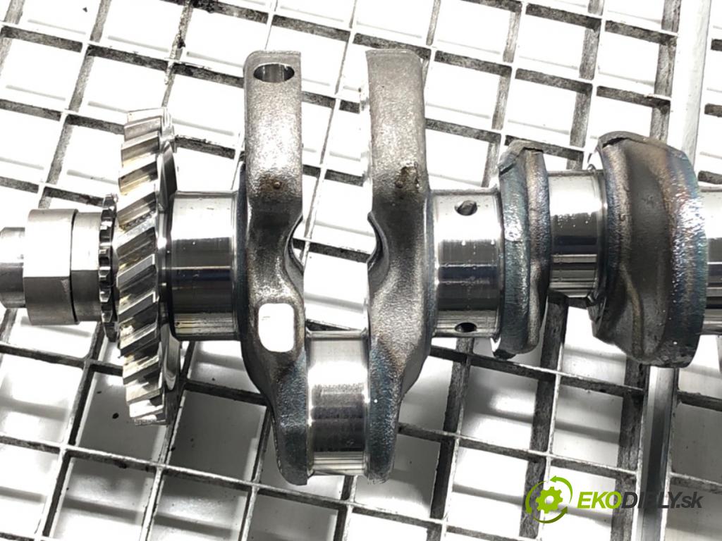 TOYOTA COROLLA sedan (_E21_) 2019 - 2022    1.6 VVTi Flexfuel (ZRE210_) 92 kW [125 KM] Benzyna  Kardaň, hriadeľ KLIKA: M15A (Ostatné)