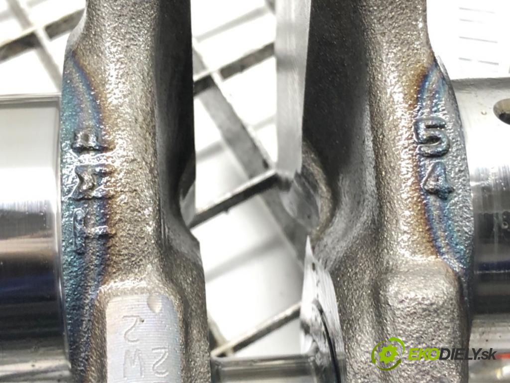 TOYOTA COROLLA sedan (_E21_) 2019 - 2022    1.6 VVTi Flexfuel (ZRE210_) 92 kW [125 KM] Benzyna  Kardaň, hriadeľ KLIKA: M15A (Ostatné)