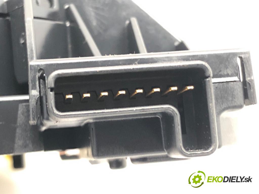 SKODA OCTAVIA II Combi (1Z5) 2004 - 2013    2.0 TDI 103 kW [140 KM] olej napędowy 2005 - 2010  Krúžok, slimák airbag 1K0959653C (Airbagy)