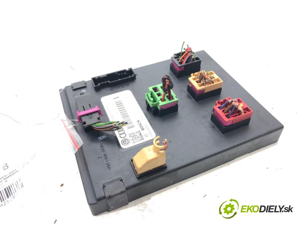 AUDI A4 B8 Avant (8K5) 2007 - 2015    2.0 TDI quattro 105 kW [143 KM] olej napędowy 2008  Modul komfortu 8K0907063P (Moduly komfortu)