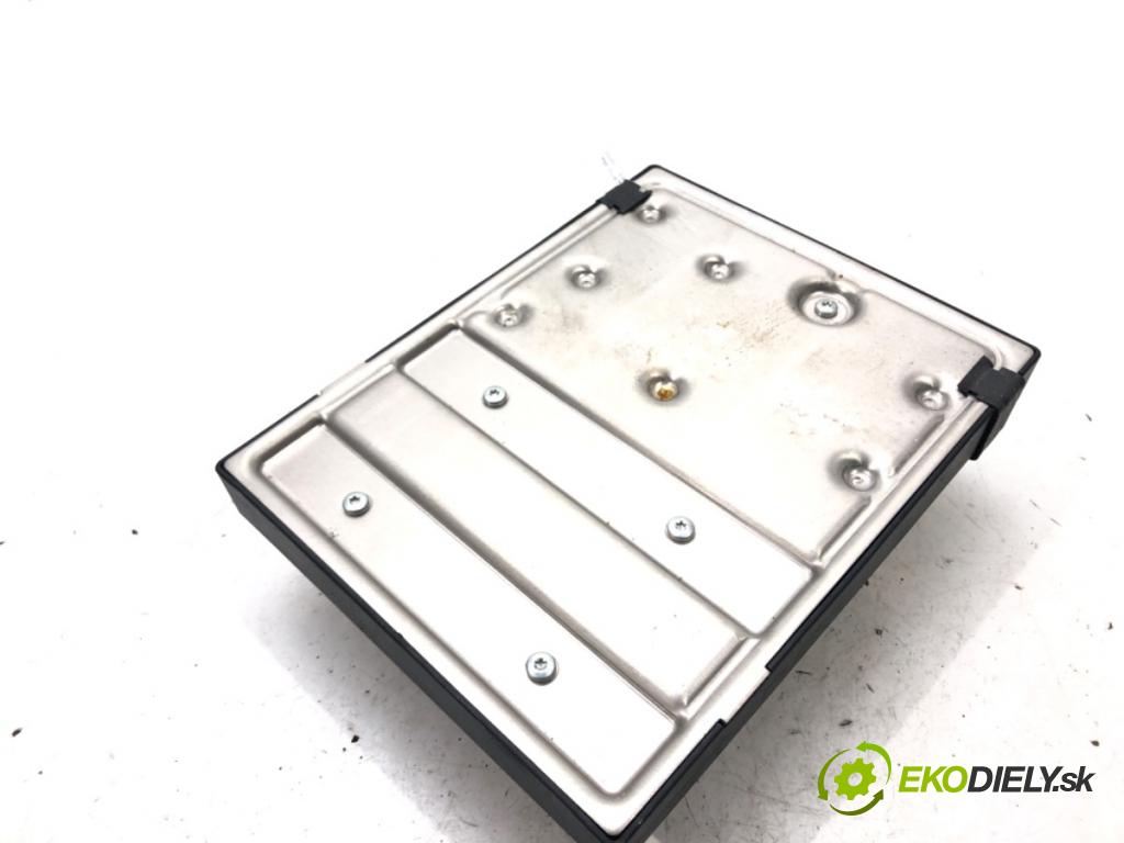 AUDI A4 B8 Avant (8K5) 2007 - 2015    2.0 TDI quattro 105 kW [143 KM] olej napędowy 2008  Modul komfortu 8K0907063P (Moduly komfortu)