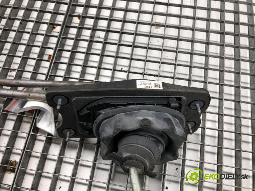 AUDI A4 B8 Avant (8K5) 2007 - 2015    2.0 TDI quattro 105 kW [143 KM] olej napędowy 2008  Kulisa 8K0711025P 8K0711271E (Rýchlostné páky / kulisy)