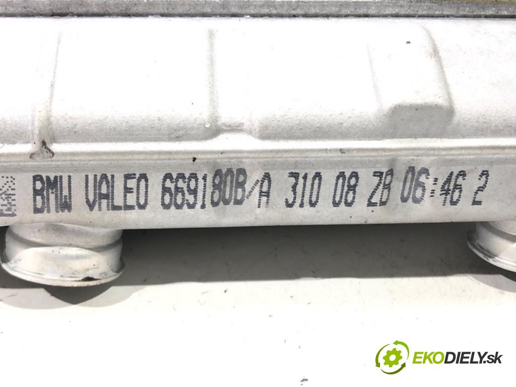 BMW X5 (E70) 2006 - 2013    3.0 si 200 kW [272 KM] benzyna 2006 - 2008  Výhrevné teleso, radiátor kúrenia 669180B (Radiátory kúrenia)