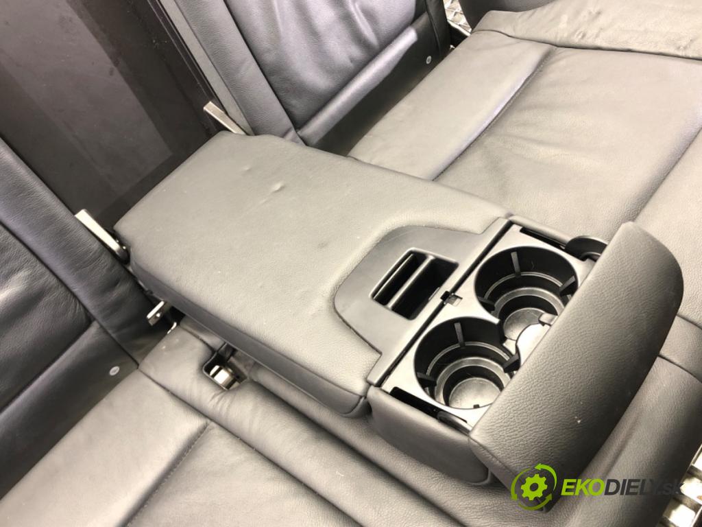 BMW X5 (E70) 2006 - 2013    3.0 si 200 kW [272 KM] benzyna 2006 - 2008  Sedadlo druhý RIADOK: