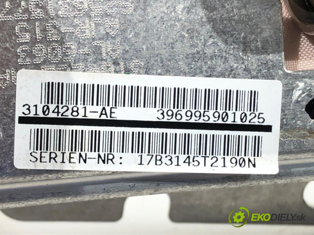 BMW E70 SUV 2009 200 kW 3.0 si 2996 AirBag spolujezdce  (Airbag)