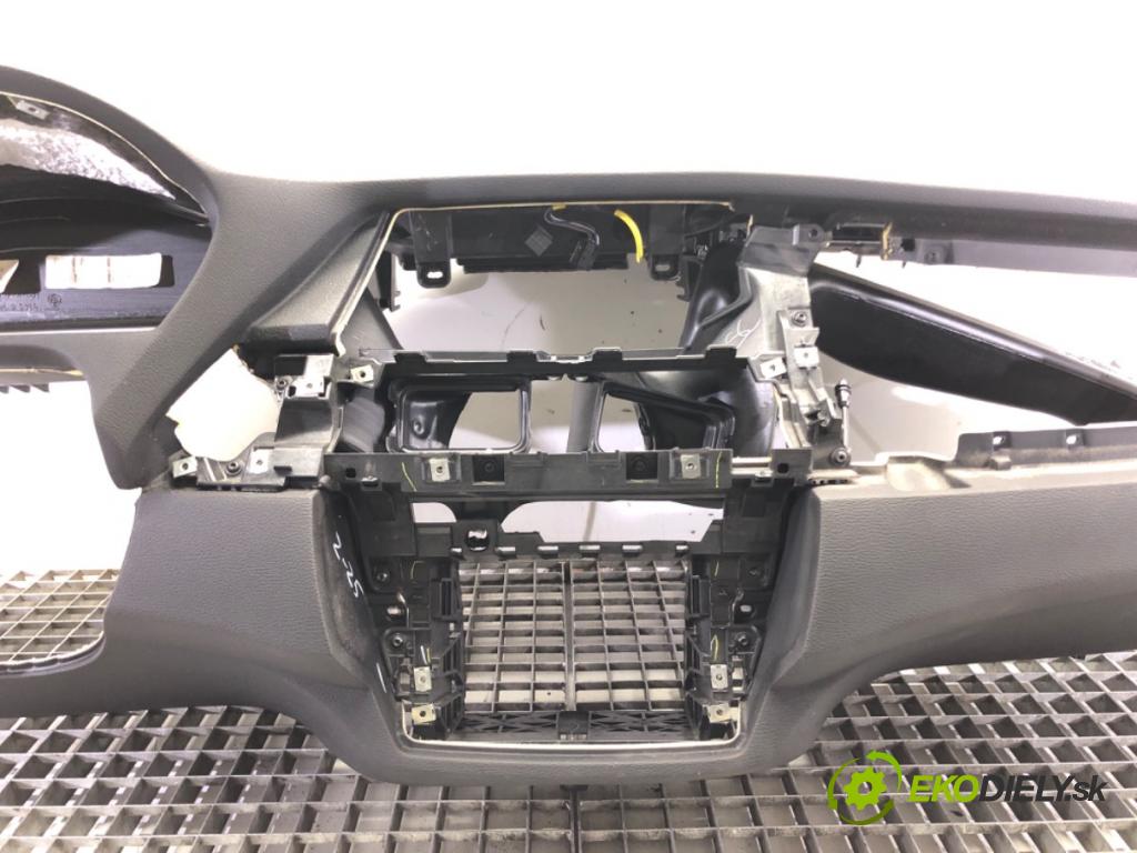 BMW X5 (E70) 2006 - 2013    3.0 si 200 kW [272 KM] benzyna 2006 - 2008  Palubná doska  (Palubné dosky)