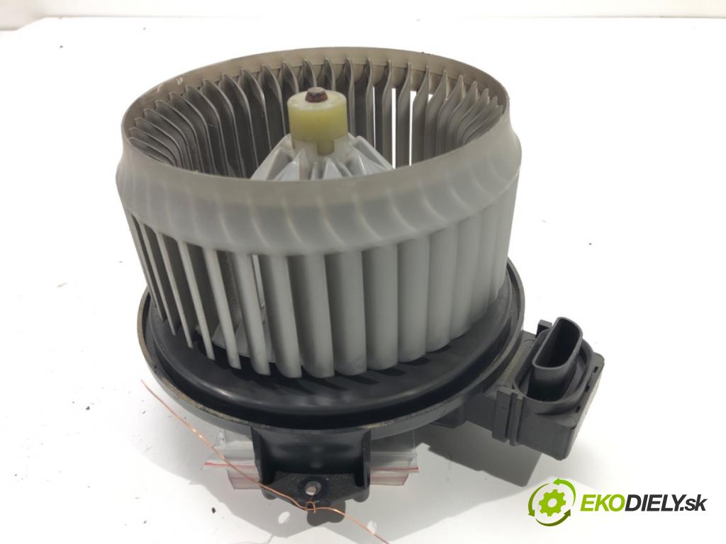 FIAT SEDICI (189_) 2006 - 2014    1.9 D Multijet 88 kW [120 KM] olej napędowy 2006 -  ventilátor kúrenia AV272700-0311