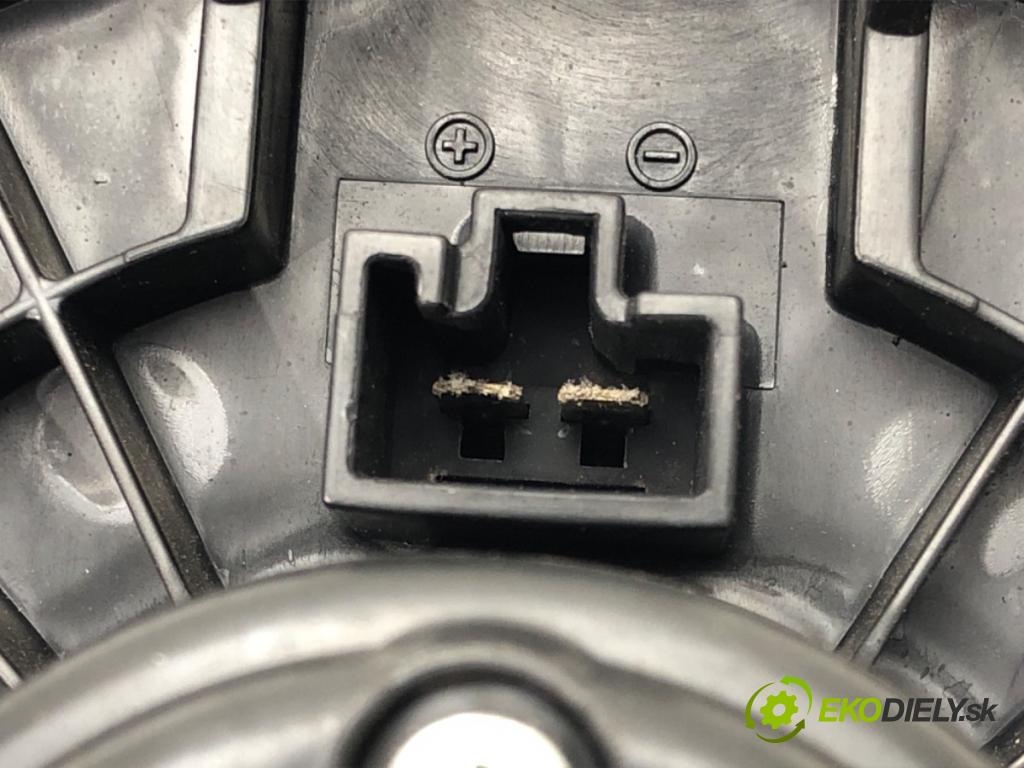 FIAT SEDICI (189_) 2006 - 2014    1.9 D Multijet 88 kW [120 KM] olej napędowy 2006 -  ventilátor kúrenia AV272700-0311
