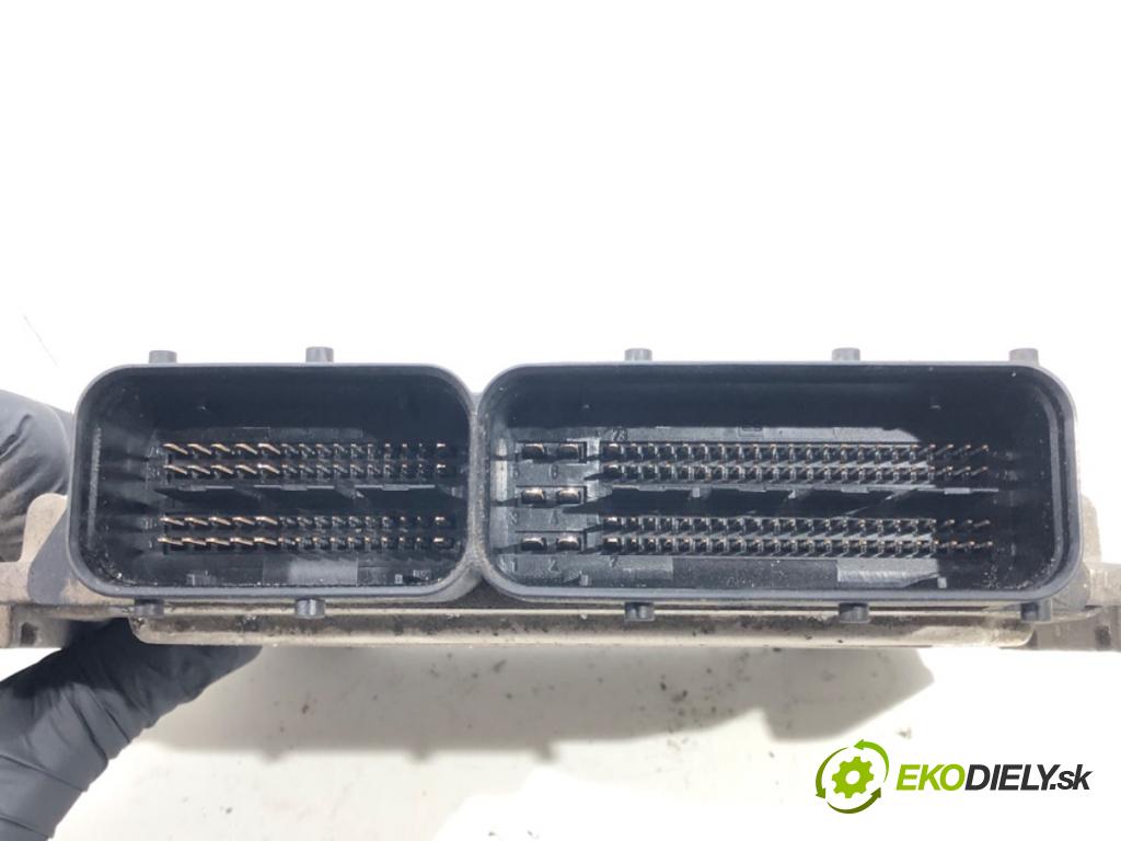 FIAT SEDICI (189_) 2006 - 2014    1.9 D Multijet 88 kW [120 KM] olej napędowy 2006 -  riadiaca jednotka Motor 55207555 0281012991 (Riadiace jednotky)